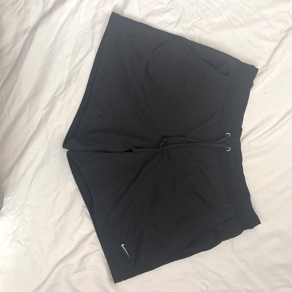 Black Womens Nike Medium Length Shorts.